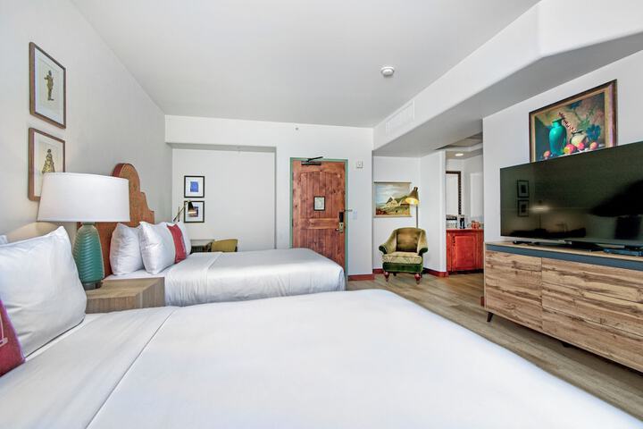 Room 22 of 68