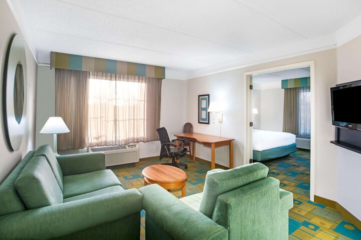 Room 19 of 30