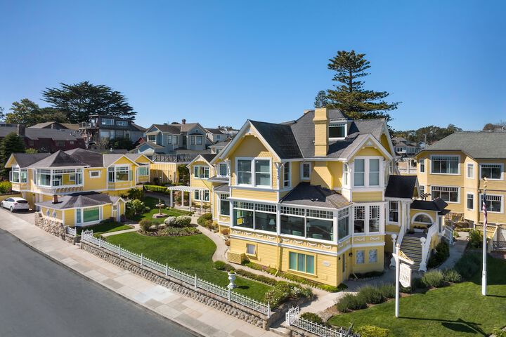 Seven Gables Inn on Monterey Bay a Kirkwood Collection Property