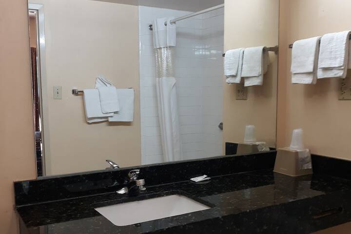 Room 18 of 29