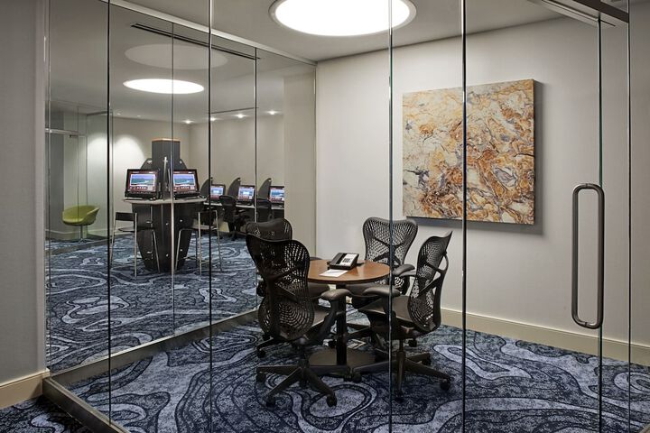 Business Center 41 of 42