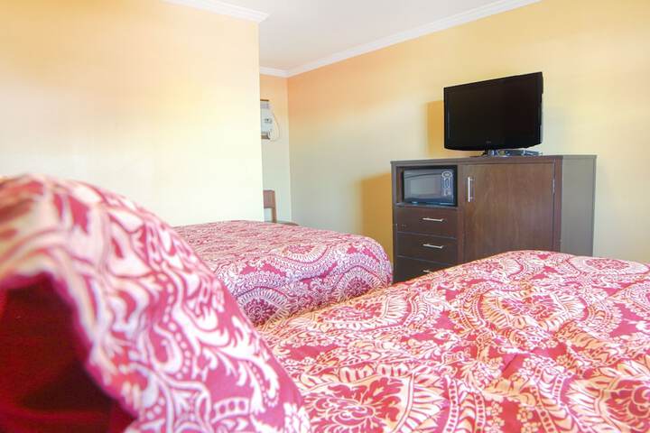 Room 11 of 40