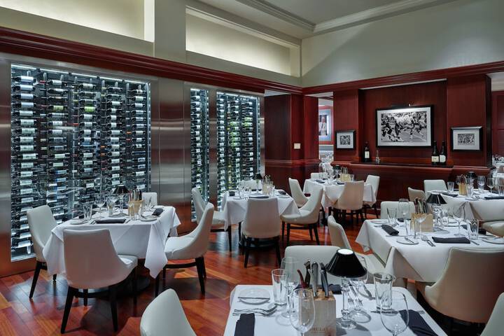 Dining 76 of 166
