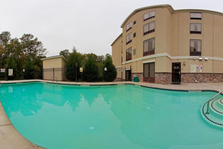 Holiday Inn Express & Suites Covington by IHG