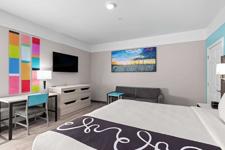 Room 53 of 115