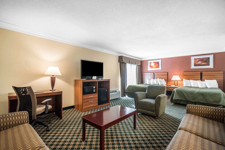 Room 20 of 29
