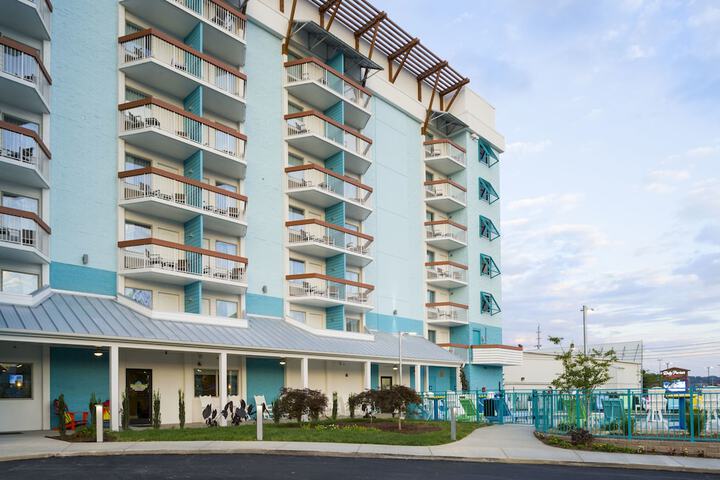 Margaritaville Island Inn