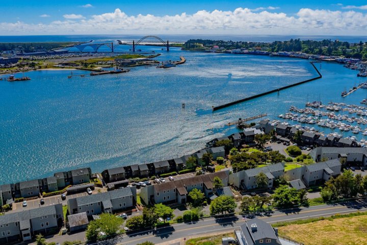 Embarcadero Resort Hotel & Marina