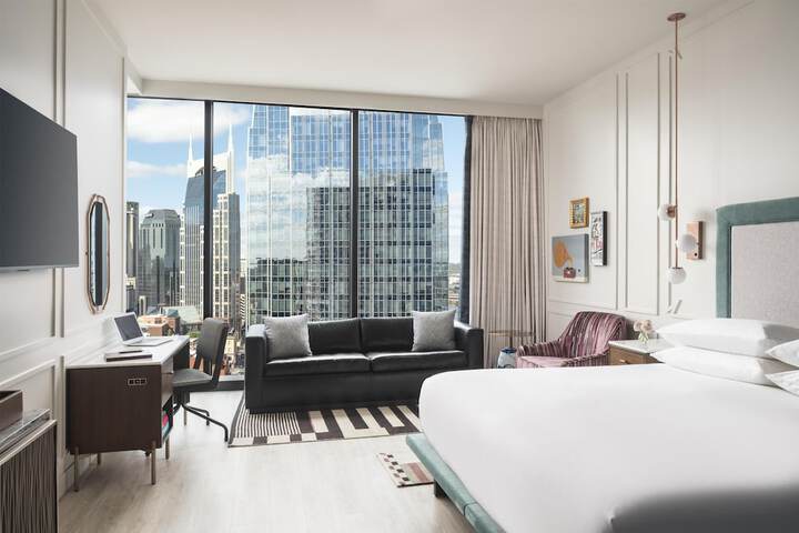 Hyatt Centric Downtown Nashville
