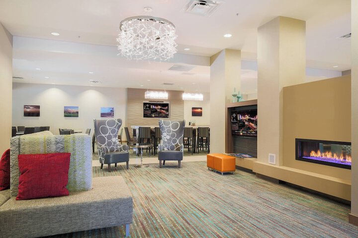 Hotel Interior 9 of 32