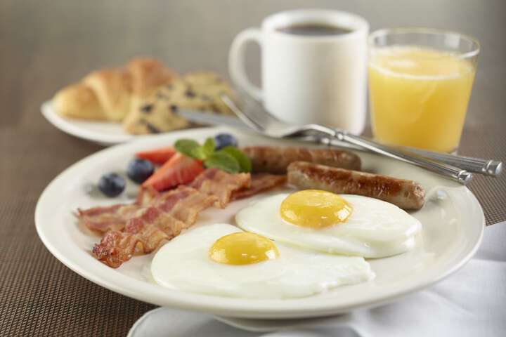 Breakfast/Coffee Service 28 of 34