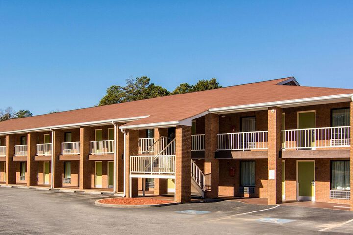 Hotel 4 of 17
