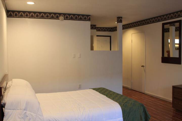 Room 9 of 19