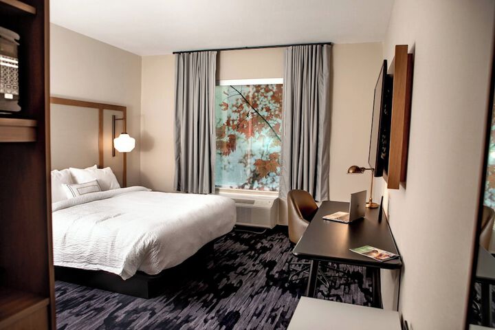 Room 12 of 31