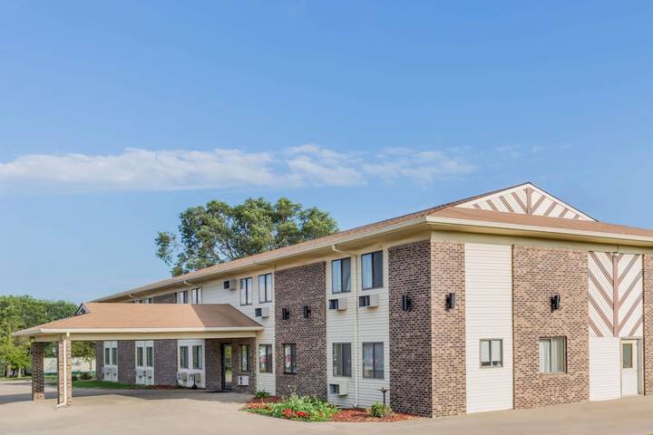 Hotel 3 of 16