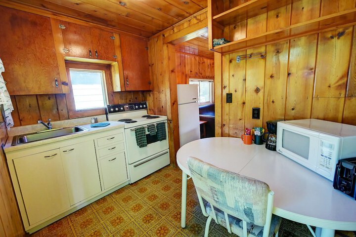 Idle a While Cabins