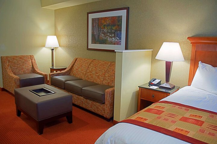 Room 15 of 28