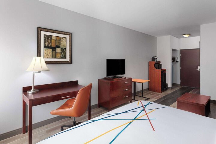 La Quinta Inn & Suites by Wyndham Woodward