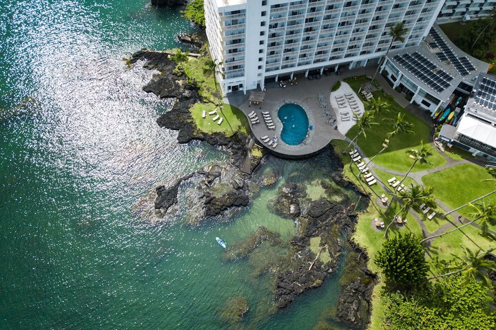 Hotel 5 of 83