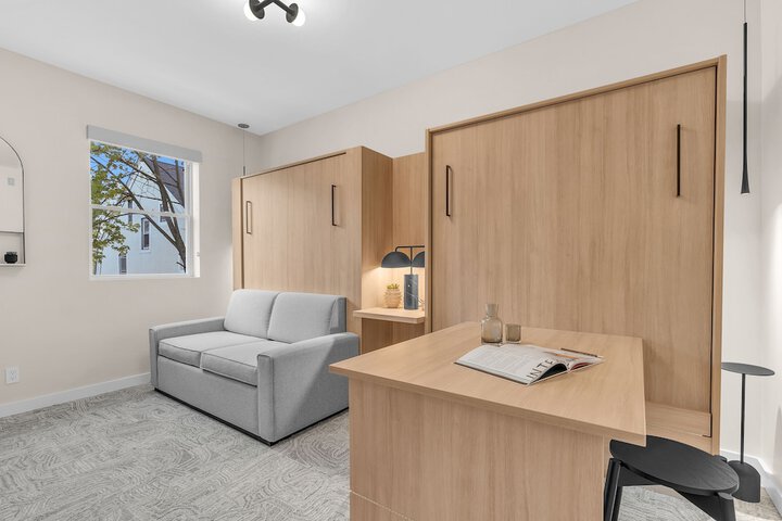 Room 34 of 48