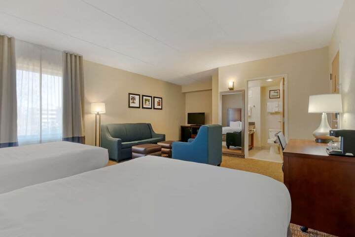 Room 12 of 40