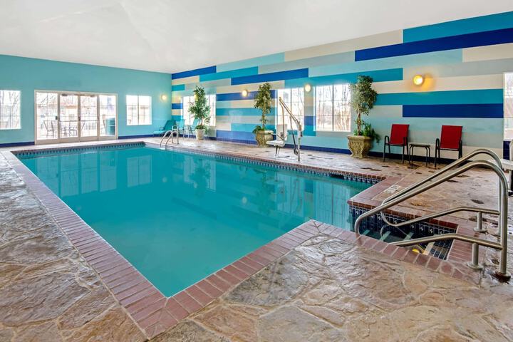 Pool 4 of 31