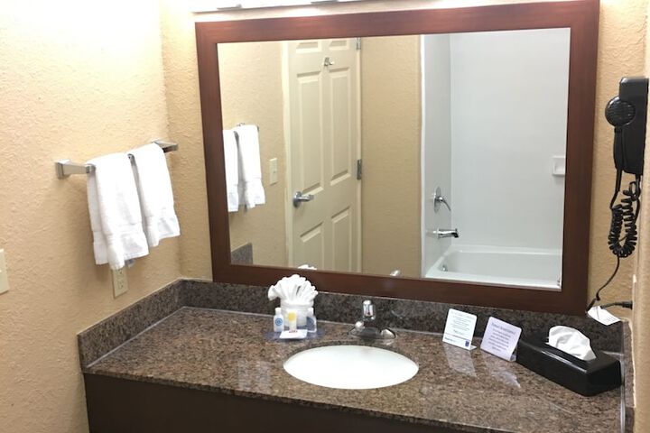 Room 43 of 55