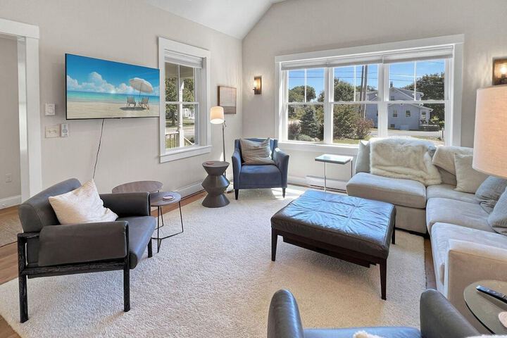 Long Sands Your All-season Getaway