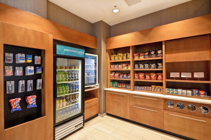 SpringHill Suites by Marriott Indianapolis Airport / Plainfield