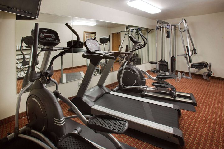AmericInn by Wyndham Johnston Des Moines