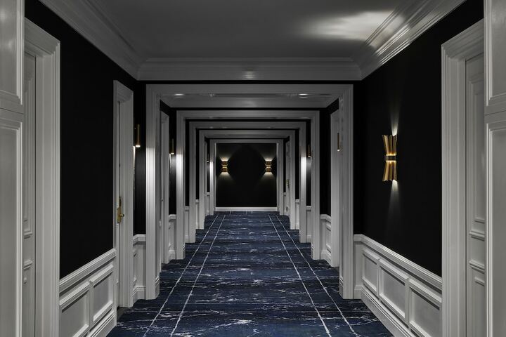 Ballroom/Hall 58 of 60