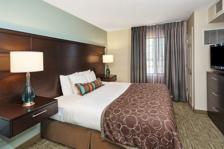 Staybridge Suites Lincolnshire by IHG