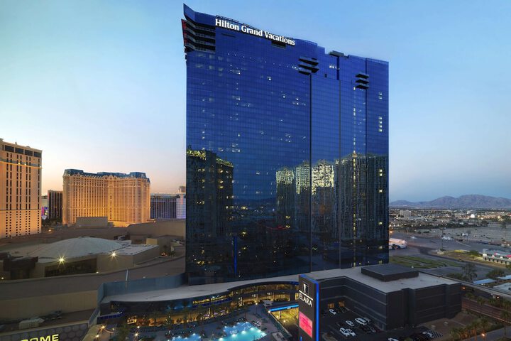 Hotel 5 of 63