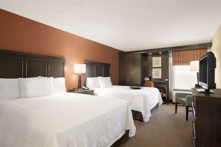 Room 21 of 28