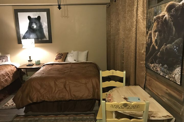 Room 68 of 198