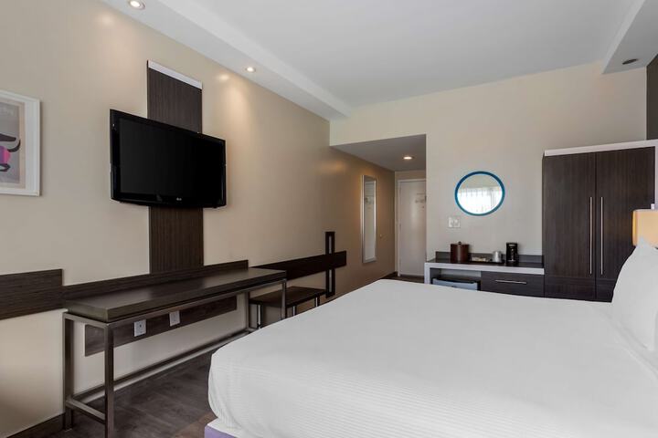 Room 22 of 60