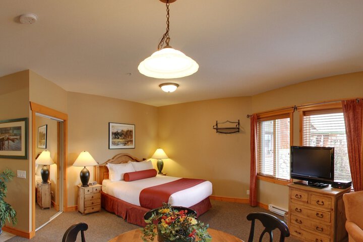 Room 17 of 27