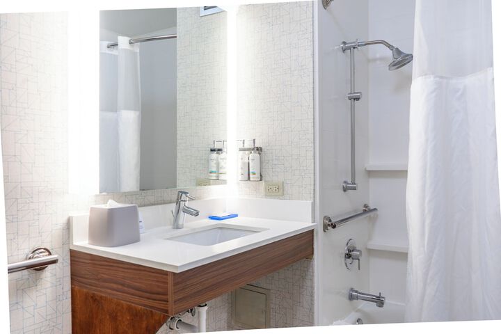 Holiday Inn Express Hotel & Suites a Lake Zurich-Barrington by IHG