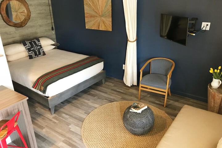 Room 16 of 35