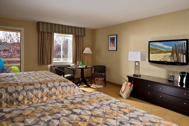 Room 19 of 34