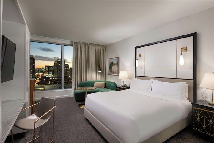 The Laura Hotel Houston Downtown, Autograph Collection