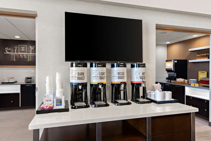 Breakfast/Coffee Service 59 of 74