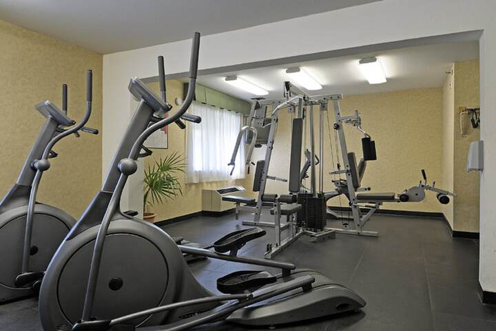 Health and Fitness 42 of 48