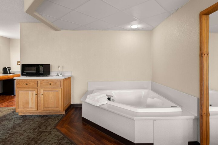 Room 21 of 31