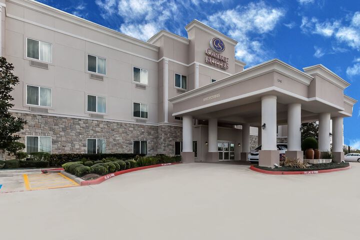 Hotel 4 of 32