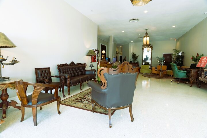 Business Center 270 of 271