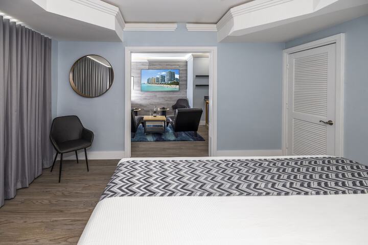 Room 29 of 40