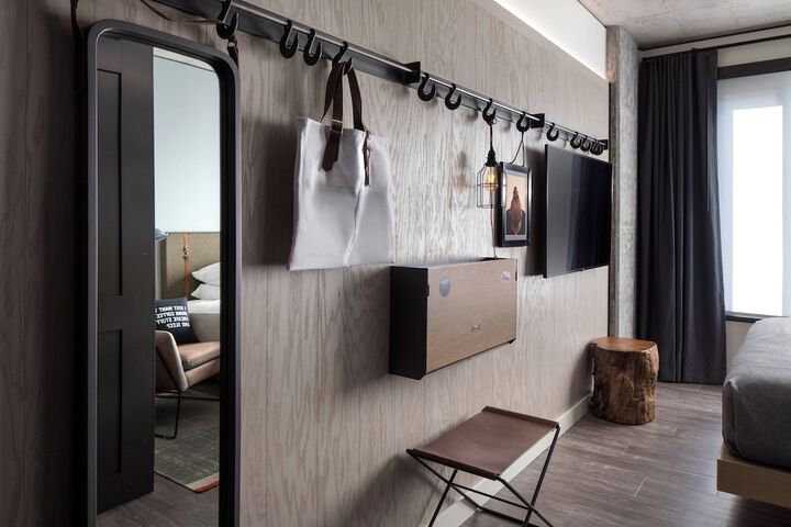 Room 20 of 51