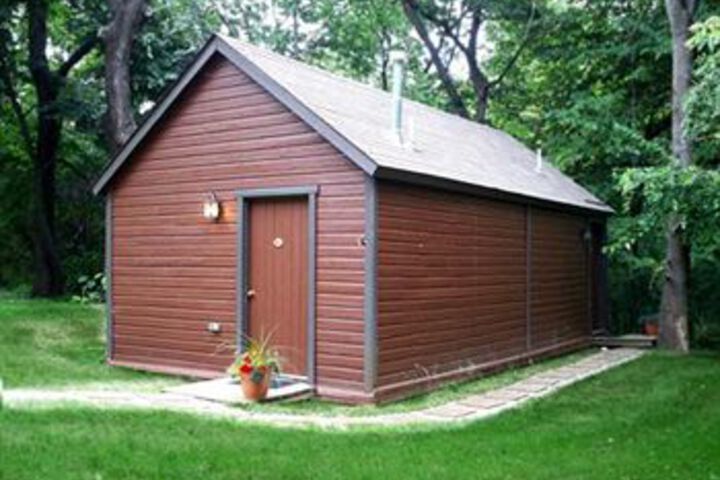 Spicer Castle Inn & Restaurant