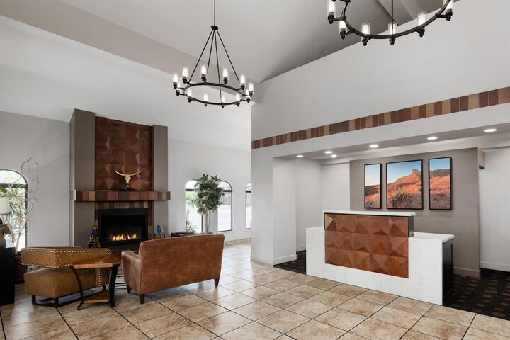 Best Western Discovery Inn
